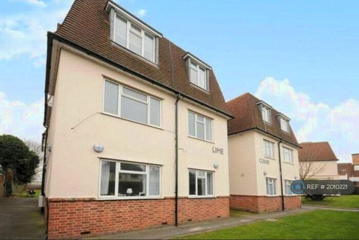 2 Bedroom Flat To Rent In Lime Court, Kingston Upon Thames, KT1
