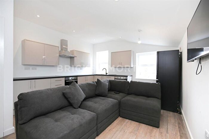 5 Bedroom Apartment To Rent In (£pppw) Osborne Road, Jesmond, NE2
