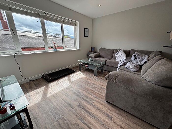 2 Bedroom Flat To Rent In Mint Drive, Birmingham, B18