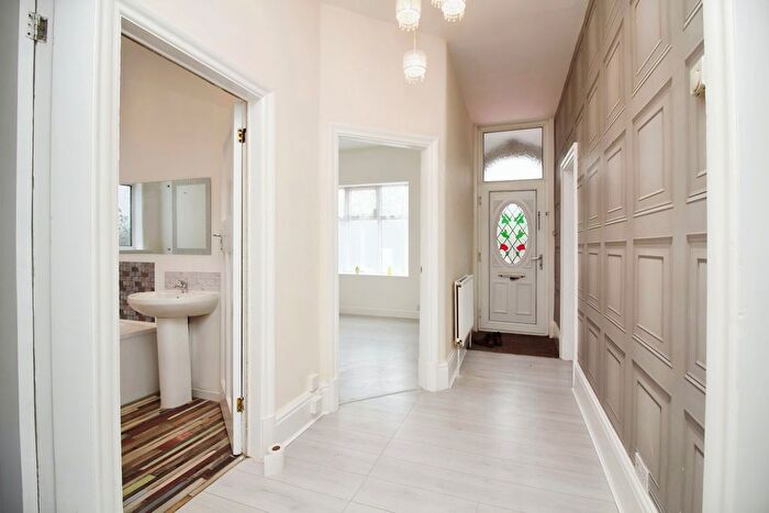 3 Bedroom Detached Bungalow For Sale In Ratby Lane, Leicester Forest East, LE3