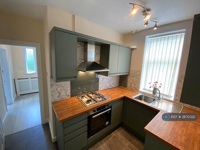 3 Bedroom Semi Detached House To Rent In Sicey Avenue, Sheffield, S5