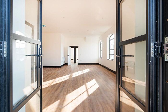 2 Bedroom Flat To Rent In Monkton Place, Ramsgate, CT11