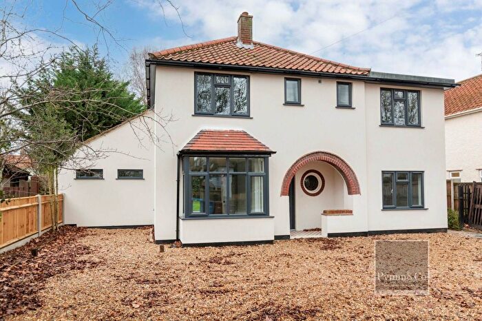 5 Bedroom Detached House For Sale In Earlham Road, Norwich, NR4