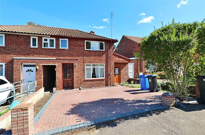 3 Bedroom End Of Terrace House To Rent In St. Michaels Road, Woking, Surrey, GU21