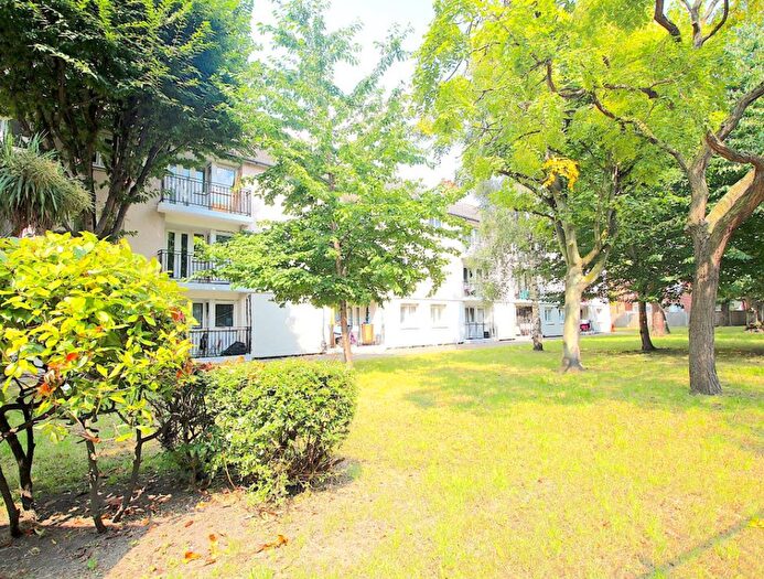 1 Bedroom Flat For Sale In Boden House, Shoreditch, London, E1