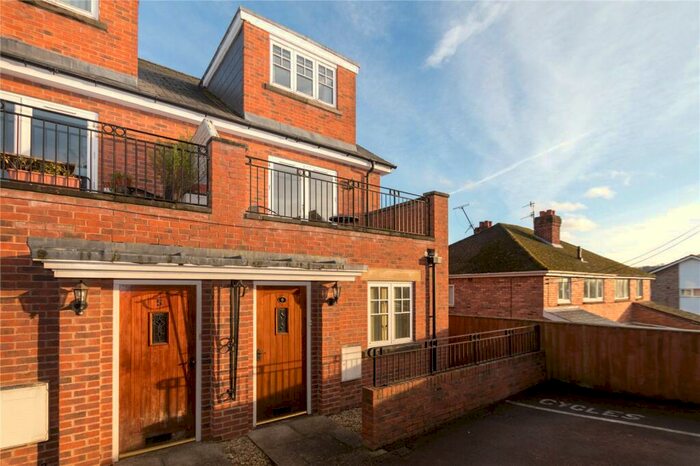 2 Bedroom Apartment To Rent In Cobden Court, Ross On Wye, Herefordshire, HR9