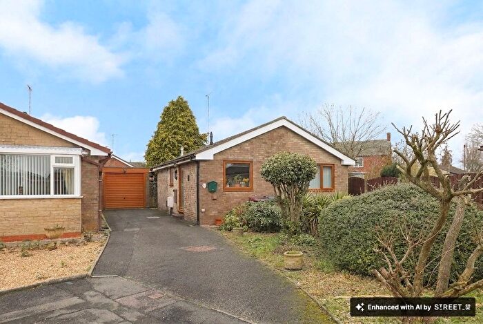 2 Bedroom Detached Bungalow For Sale In Clumber Close, Clowne, S43