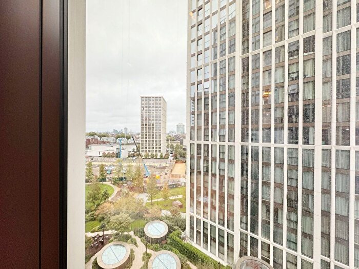2 Bedroom Flat To Rent In Nine Elms, London, SW11