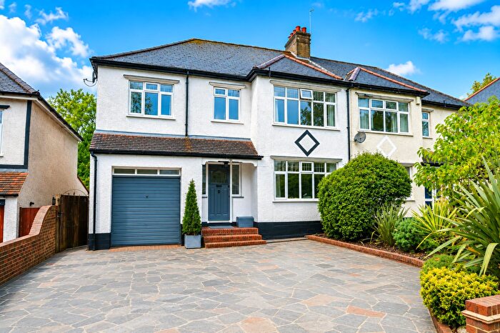 4 Bedroom Semi-Detached House For Sale In Whitethorn Avenue, Coulsdon, CR5