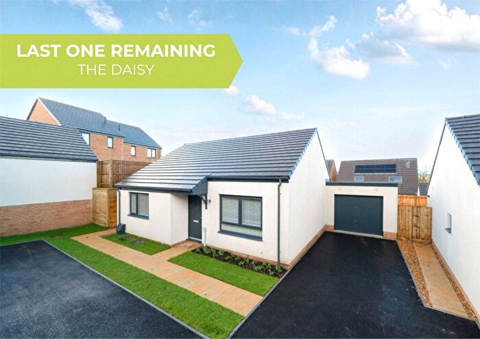 2 Bedroom Detached Bungalow For Sale In South Hill Road, Callington, Cornwall, PL17