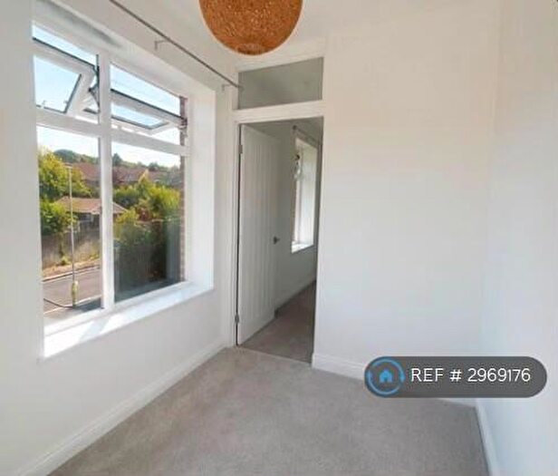 1 Bedroom Flat To Rent In Addison Road, Sarisbury Green, Southampton, SO31