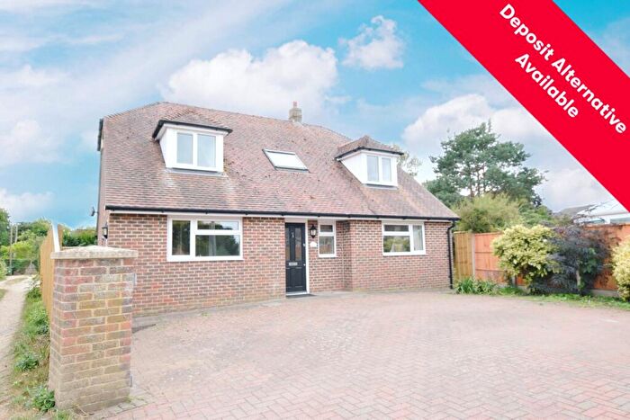 4 Bedroom Detached House To Rent In The Green, Stadhampton, Oxford, Oxfordshire, OX44