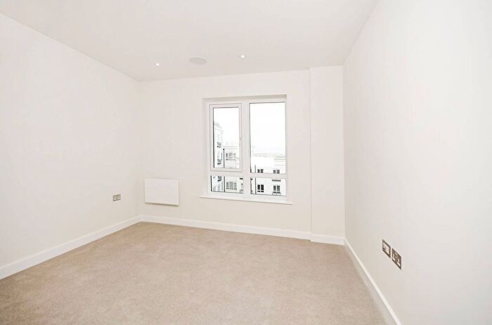 1 Bedroom Flat To Rent In Colindale, Colindale, London, NW9