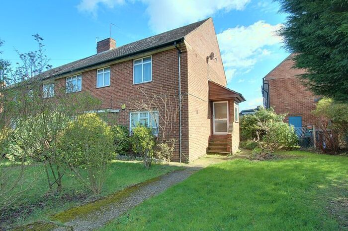 2 Bedroom Flat To Rent In Marnham Crescent, Greenford, UB6