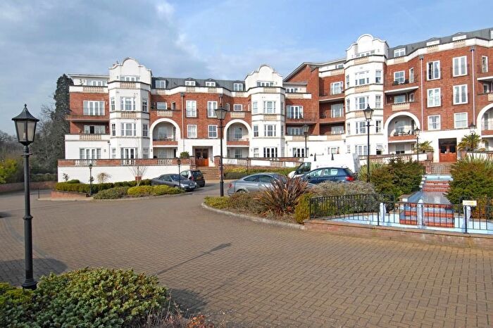 2 Bedroom Apartment To Rent In Grand Regency Height, Ascot, SL5