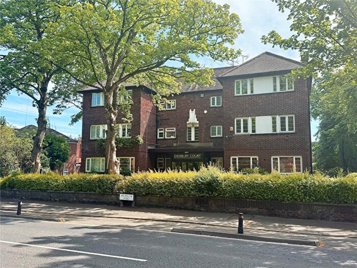 3 Bedroom Penthouse For Sale In Wilmslow Road, Didsbury, M20