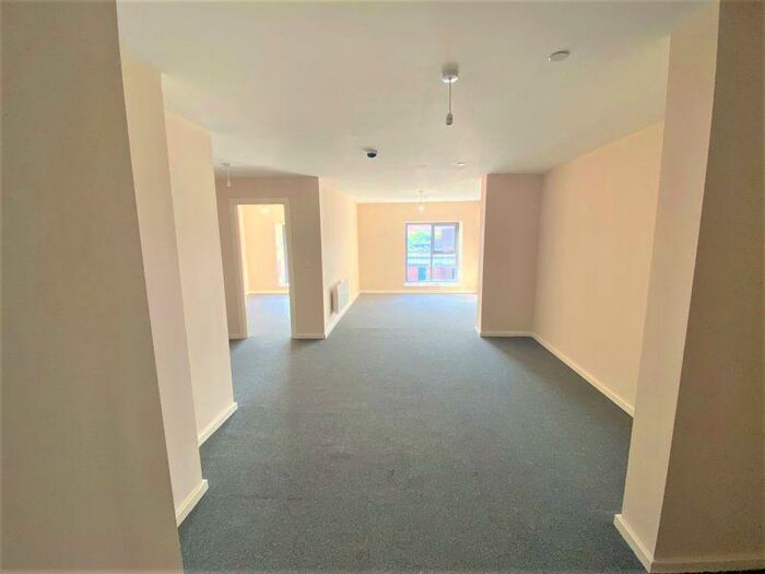 1 Bedroom Detached House To Rent In John William Street, Manchester, M30