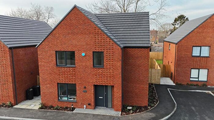 3 Bedroom Detached House For Sale In Ash Tree Grove, Peterborough, PE1