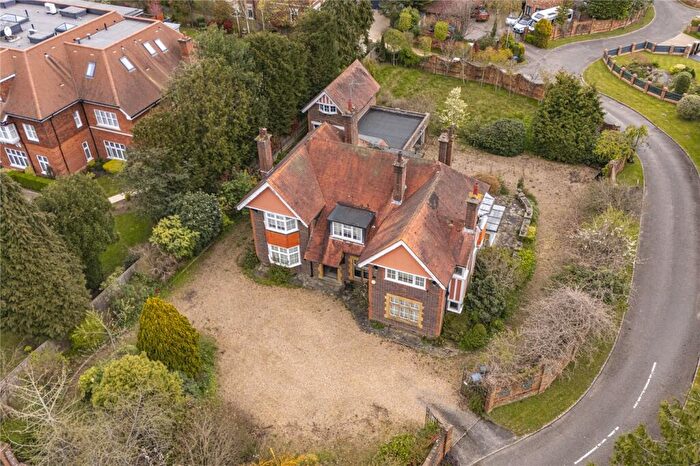 5 Bedroom Detached House For Sale In Penn Road, Beaconsfield, Buckinghamshire, HP9