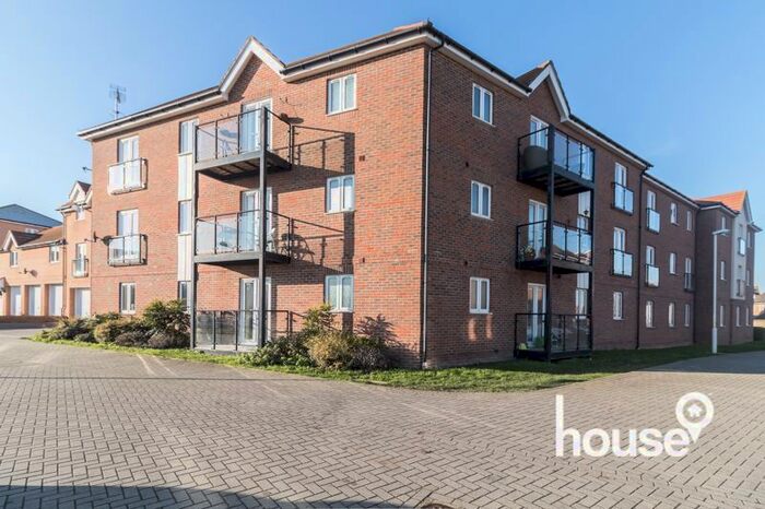 2 Bedroom Flat To Rent In Laurel Road, Minster On Sea, Sheerness, ME12