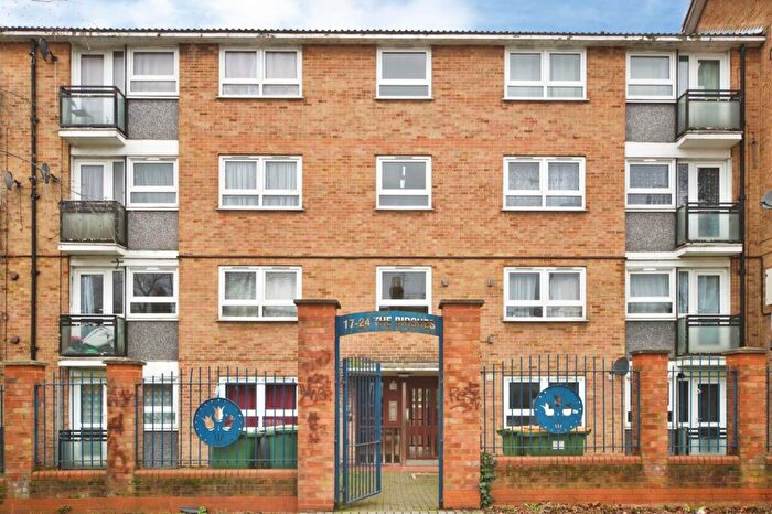 1 Bedroom Flat For Sale In The Birches, Station Road, London, E12