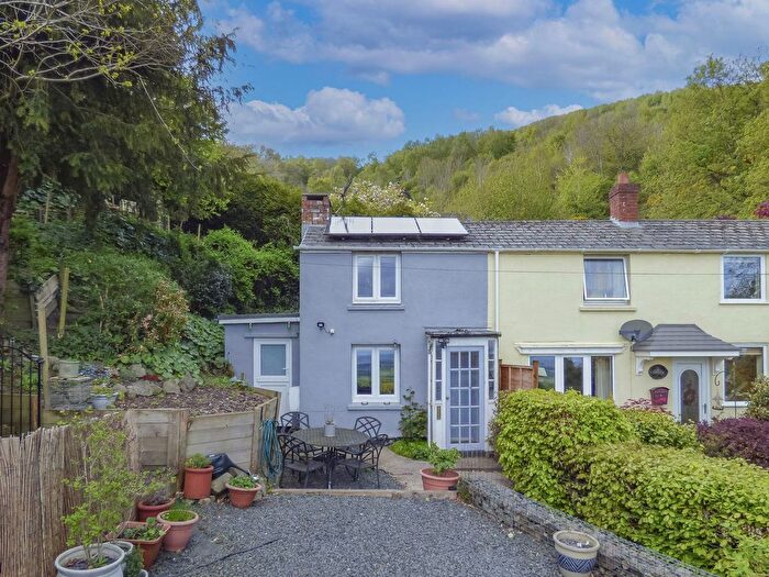 2 Bedroom Semi-Detached House For Sale In Holywell Road, Malvern, WR14