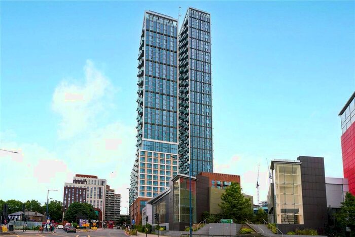 2 Bedroom Flat To Rent In Portal Way, London, W3