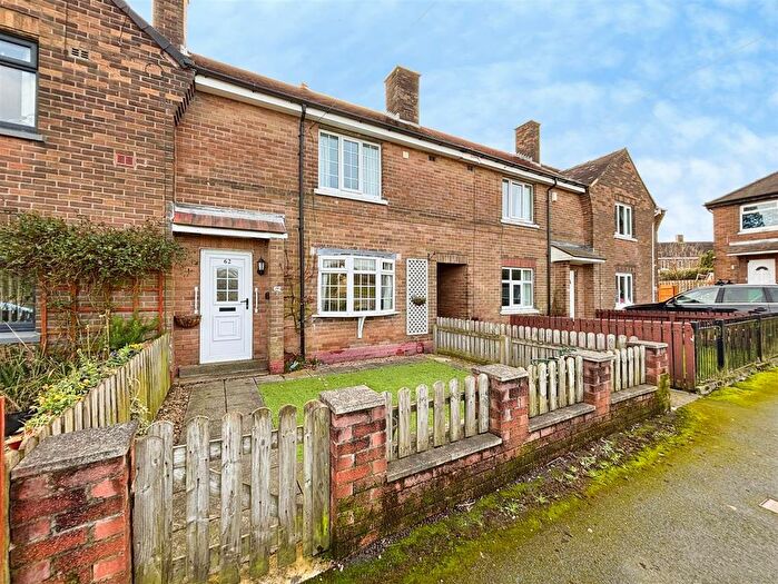 2 Bedroom Terraced House For Sale In Abb Scott Lane, Bradford, BD6