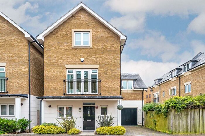 4 Bedroom Detached House To Rent In Marbaix Gardens, Isleworth, TW7