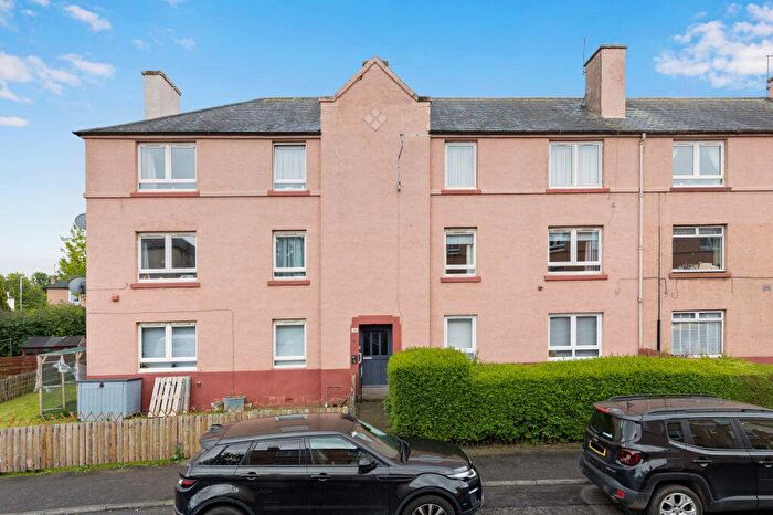 2 Bedroom Flat For Sale In / Stenhouse Gardens North, Stenhouse, Edinburgh, EH11