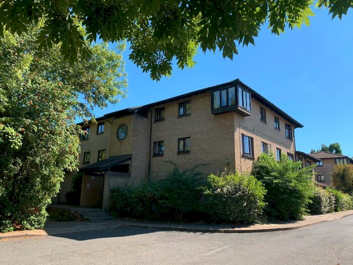 1 Bedroom Flat To Rent In Pointer Close, Thamesmead, London, SE28