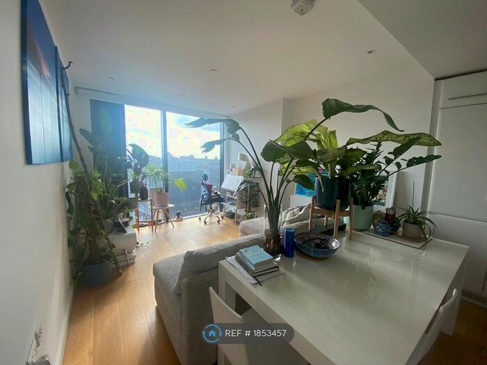 1 Bedroom Flat To Rent In Walworth Road, London, SE1