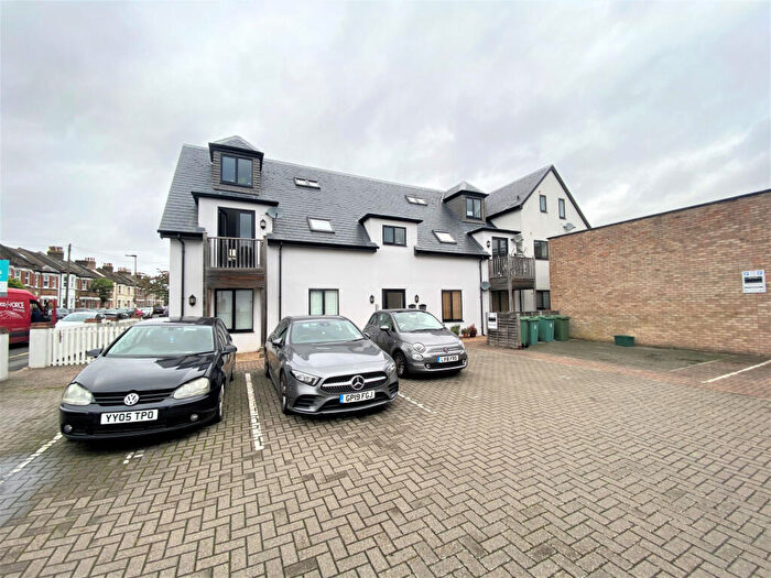 1 Bedroom Apartment To Rent In Elliott Road, Bromley, BR2