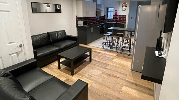 7 Bedroom Terraced House To Rent In Alton Road, Selly Oak, Birmingham, B29