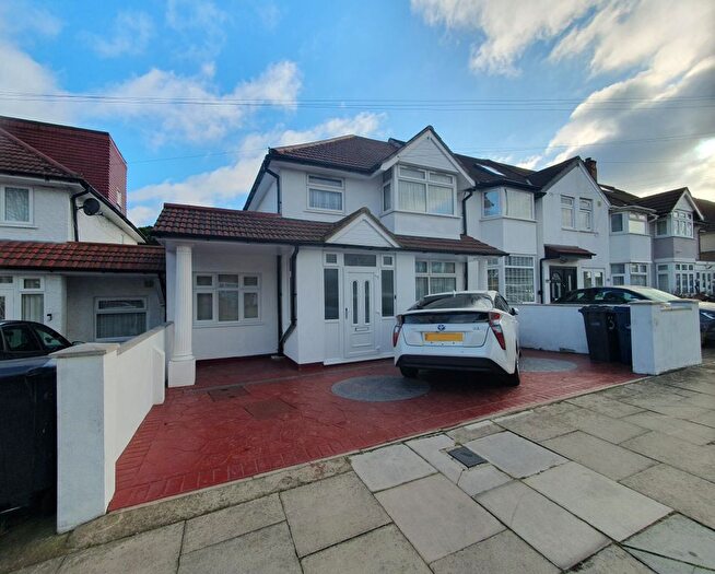 4 Bedroom End Terrace House To Rent In Southall, Middlesex, UB1