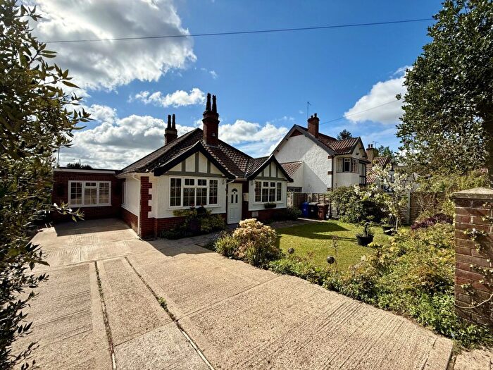 3 Bedroom Detached Bungalow For Sale In Stanley Avenue, Norwich, NR7