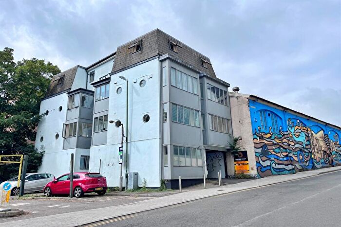 1 Bedroom Flat To Rent In Bournemouth, BH2