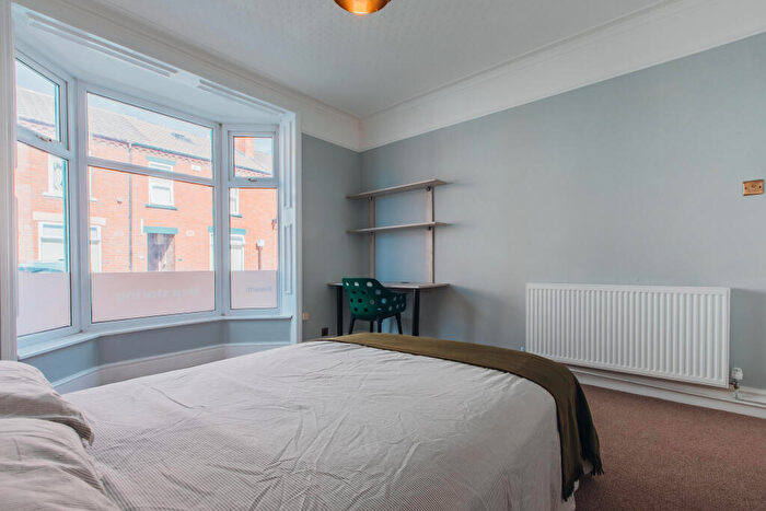 4 Bedroom Terraced House To Rent In Drake Street, - Bed, LN1