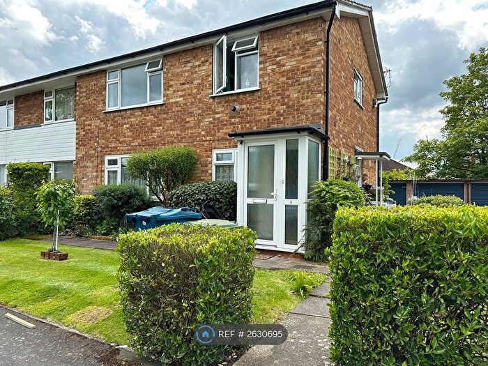 2 Bedroom Maisonette To Rent In Nicola Close, Harrow, HA3