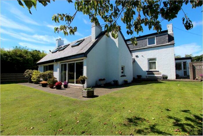 5 Bedroom Farm House For Sale In Middlebank Farmhouse, Errol, Perth, PH2