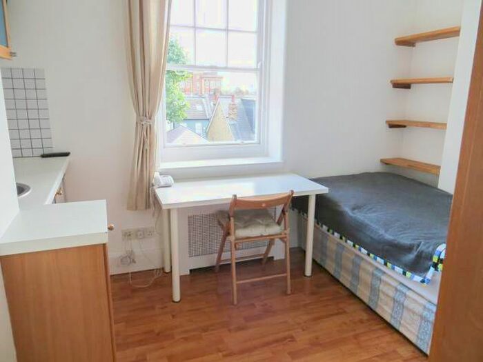 Studio To Rent In Fulham Palace Road, Hammersmith, London, W6