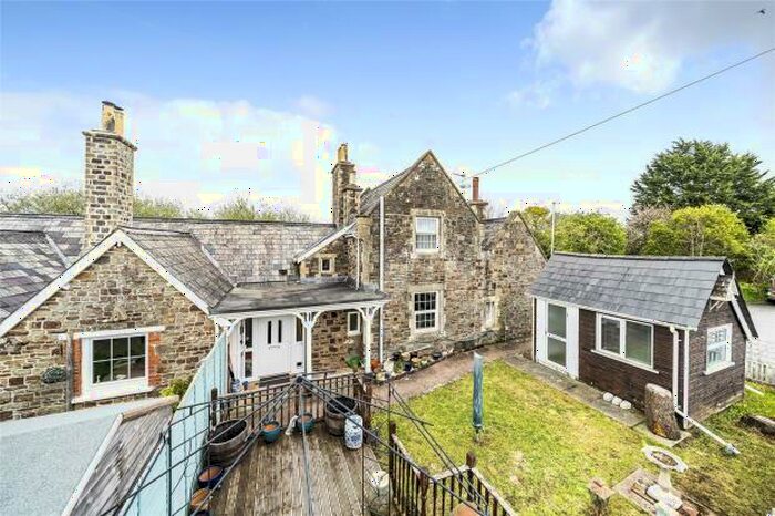 2 Bedroom Semi-Detached House For Sale In Morchard Road, Crediton, Devon, EX17