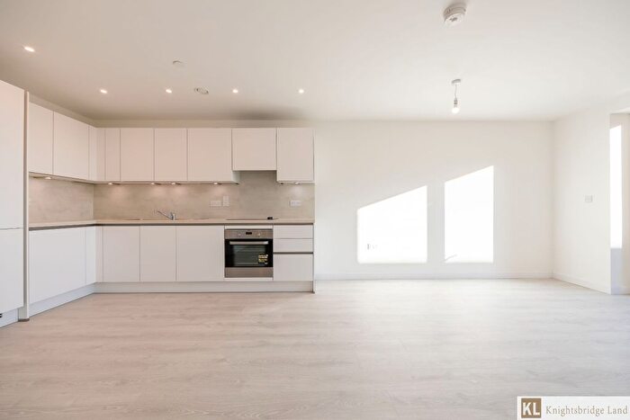 2 Bedroom Flat For Sale In Tidey Apartments, East Action Lane, W3