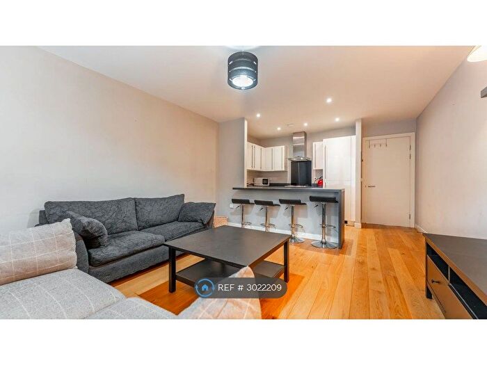 1 Bedroom Flat To Rent In Woodlands Drive, Glasgow, G4