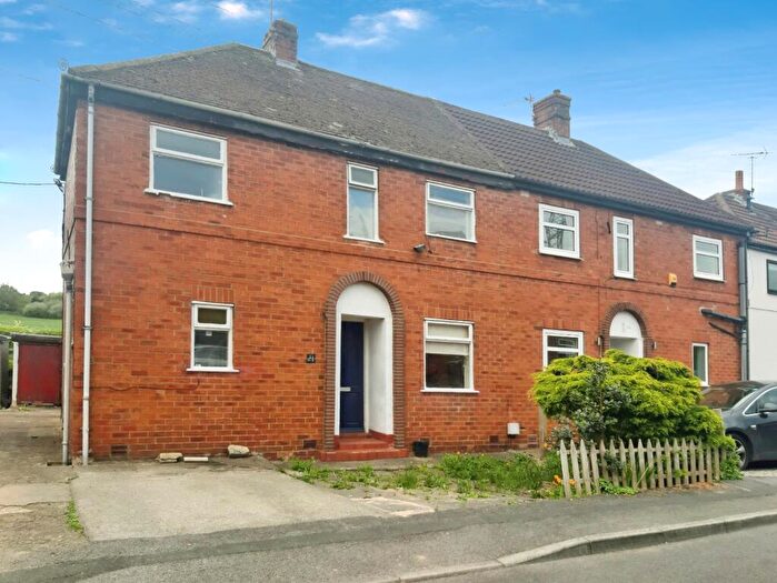 3 Bedroom Semi-Detached House For Sale In Ramsden Street, Kippax, Leeds, West Yorkshire, LS25