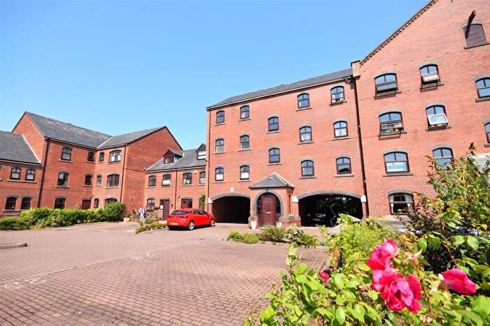 2 Bedroom Apartment To Rent In South Pier Road, Ellesmere Port, CH65