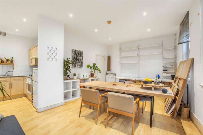 1 Bedroom Flat To Rent In Old Street, Shoreditch, London, EC1V