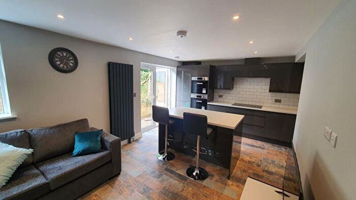 1 Bedroom Detached House To Rent In Friston Close, Brighton, BN2