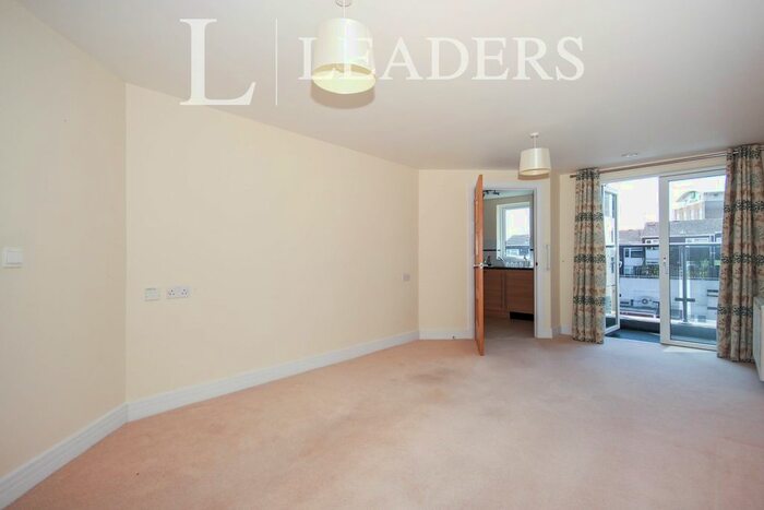 1 Bedroom Flat To Rent In Wilton Court, Southbank Road, CV8