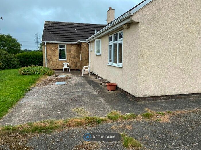 3 Bedroom Bungalow To Rent In Griana Bungalow, Babell, Holywell, CH8